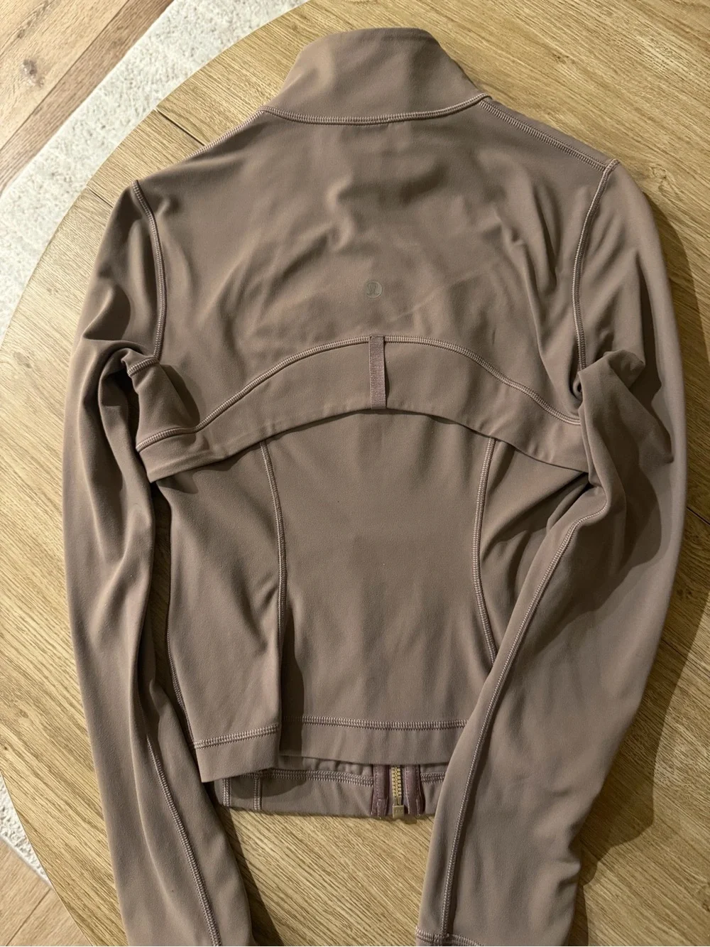 lululemon athletica Taupe Fitted Zip define Jacket *CROPPED - Picture 5 of 6